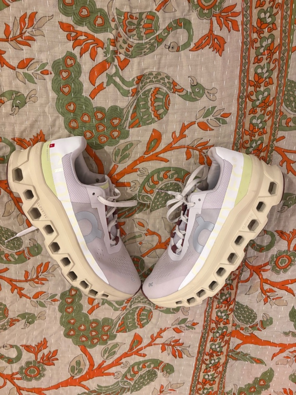 Cloudmaster in Frost/Acacia Women’s 9.5 Athletic Running Shoe - Picture 3 of 7